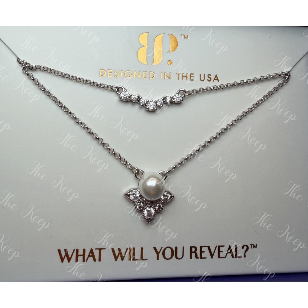 Bomb Party June Necklace NK19085 The Moonbeam Necklace Rhodium Pearl